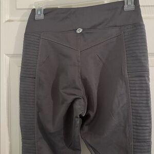 Tahari Sport Brown Leggings